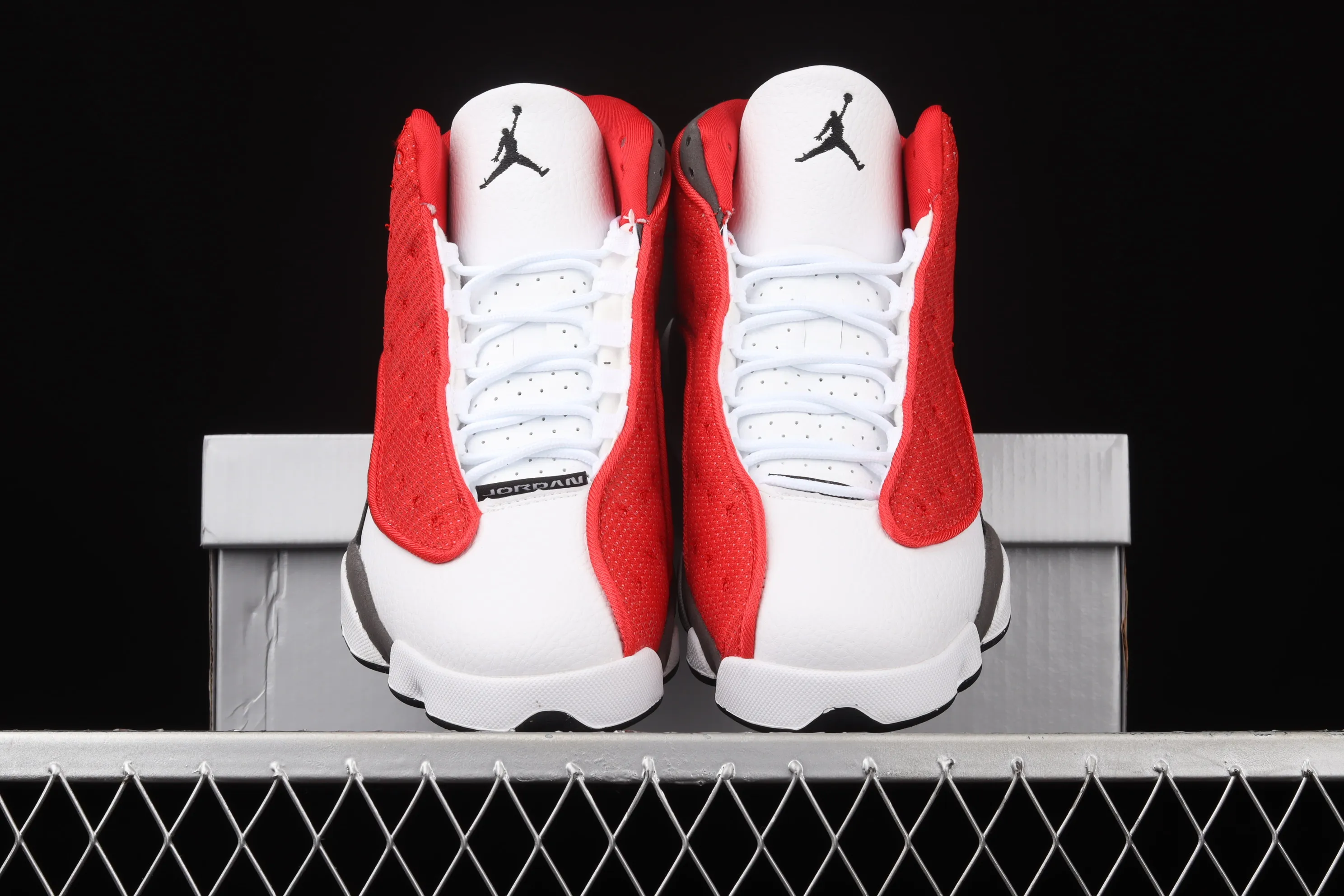 All categories Air Jordan Jordan series basketball shoes Air Jordan 13 G version Air Jordan 13 Retro AJ13 white gray red 3M reflective DJ5982-600